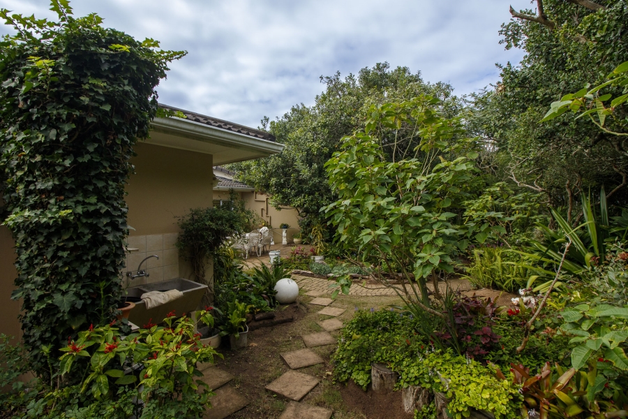 6 Bedroom Property for Sale in West Bank Eastern Cape
